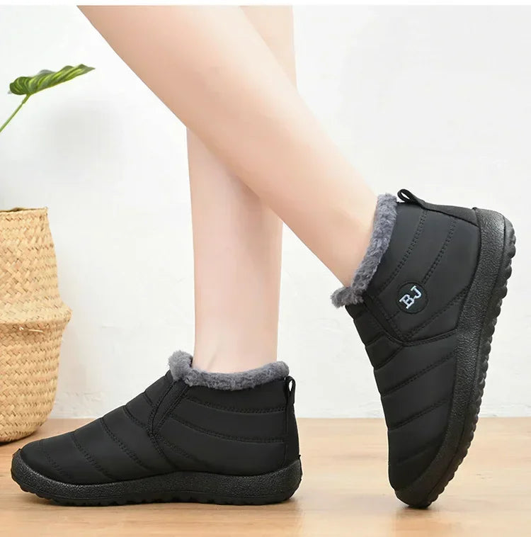 Bottes d'hiver imperméables pour femmes, bottines de neige en peluche, chaudes, noires, chaussures à plateforme en coton pour Couple, nouvelle collection 2023