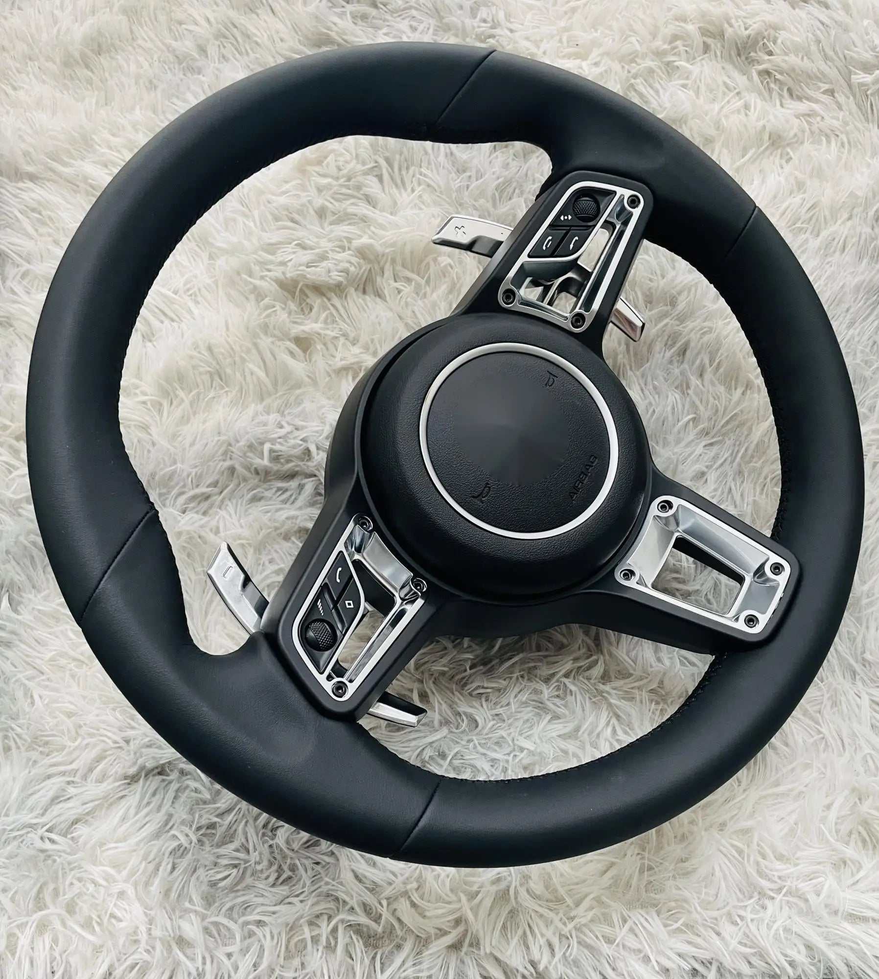 Embroidered steering wheel for Porsche Macan, New Collection, Panamera Taycan 718 Cayman 991 992 911 911.2 Carrera GT2 GT2RS GT3 GT3RS GT3 RS GT4