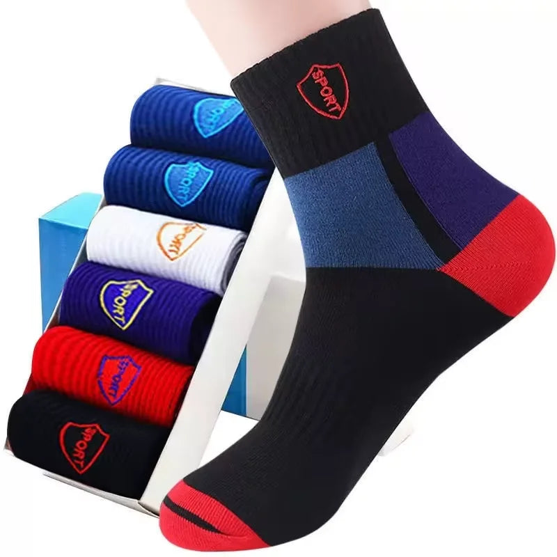 3 pairs of men's comfortable cushioned athletic socks for outdoor sports