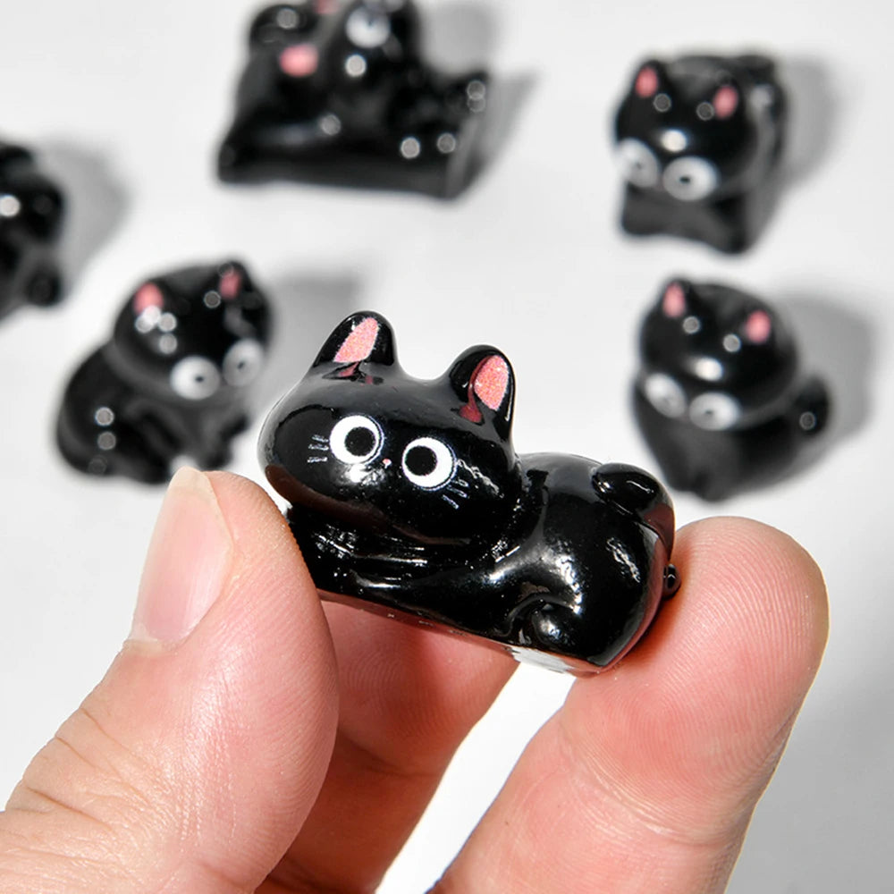 Cartoon resin cat figurine, mini kitten, tilted head, home decorations, small creative figurines for car and desk mounting