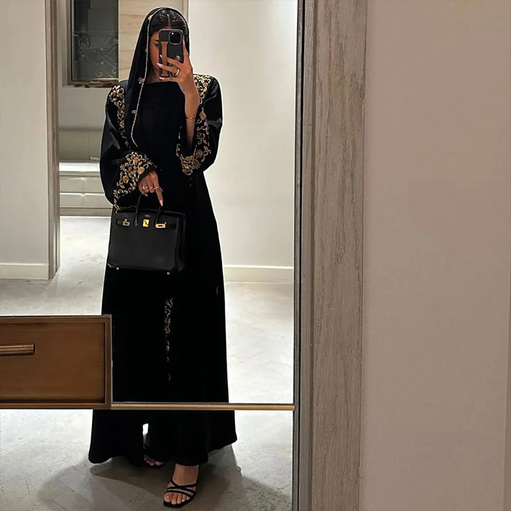 Dubai Abaya Large Kaftan Embroidery Hijab Luxury Beaded Muslim Abaya for Women French Dress Gold Embellished Open Abaya