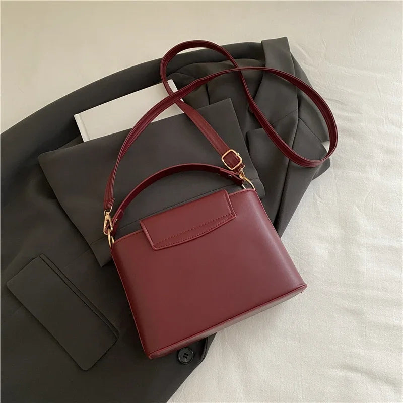 Fashionable mini suede bag for women, faux suede tote bag, decorative handbag with locking buckle, shoulder bags 