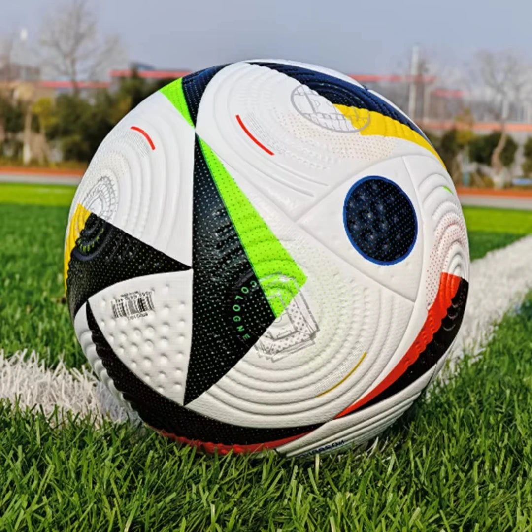 Ballon de football pour jeunes adultes, ballon de football classique pour sports d'intérieur et d'extérieur, jeu d'entraînement, ballon de jeu d'entraînement, cadeaux d'anniversaire