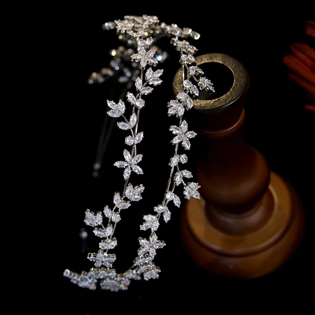 Diadème de mariage en cristal, bande de sauna du cuir chevelu, couronne CZ, accessoires pour cheveux, bijoux de demoiselle d'honneur, pièces de sauna pour femmes, 2024