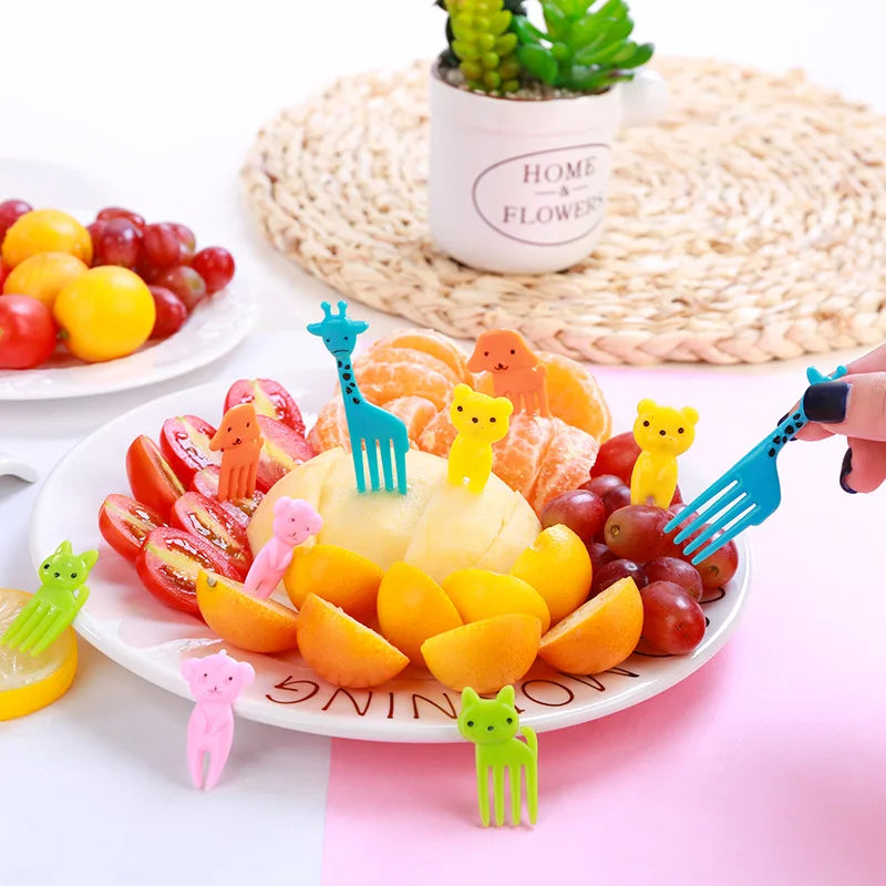 40 pièces fourchette à fruits dessin animé enfants gâteau cure-dents à fruits Mini fourchette à animaux en plastique de qualité alimentaire Bento déjeuner Bento accessoires décor de fête