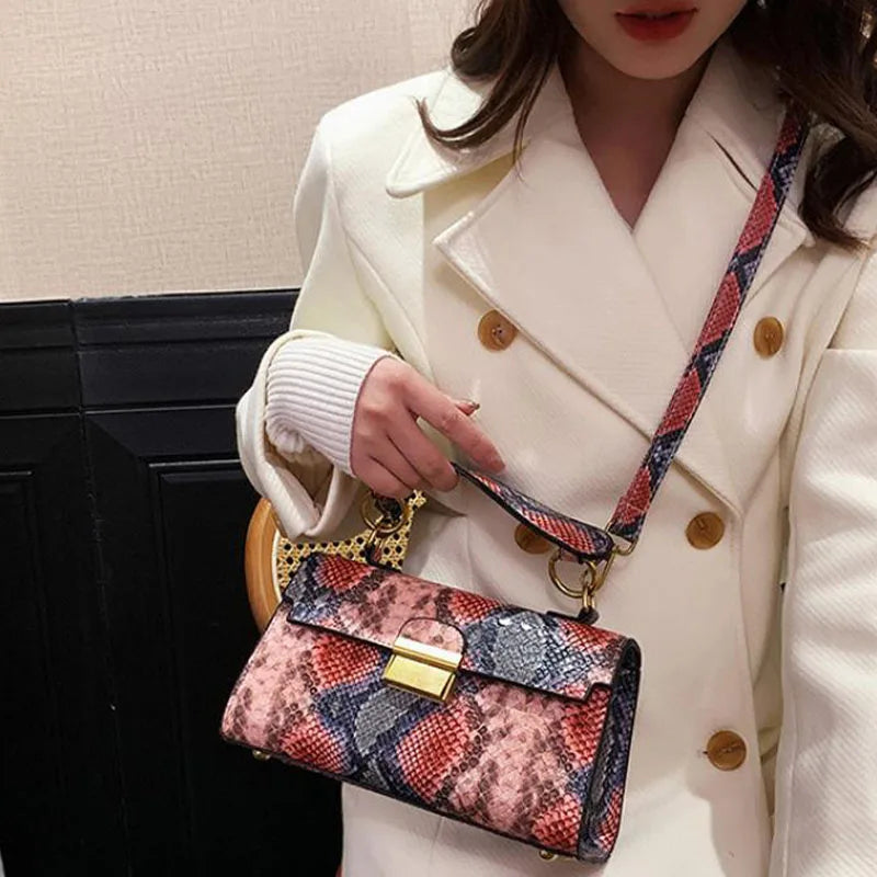 Women's PU leather shoulder bag, snakeskin pattern, square messenger bag, women's tote bag, insider bags, luxury brand, 2023 