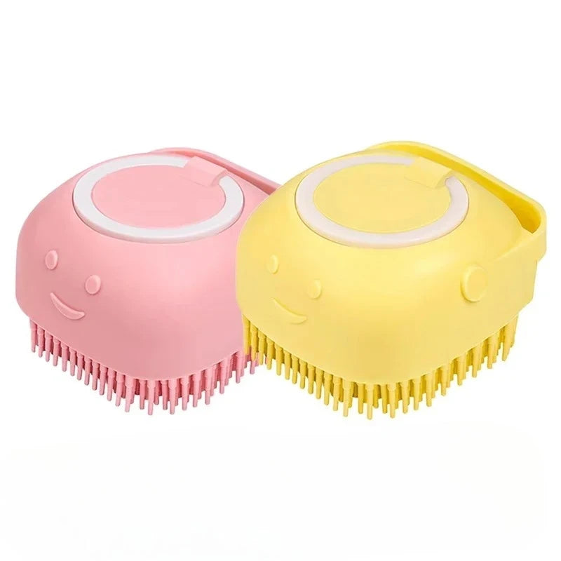 Brosse de bain pour chien, brosse de Massage pour animaux de compagnie, distributeur de shampoing, brosse en Silicone souple, poils en caoutchouc pour chiens et chats, outil de toilettage de douche