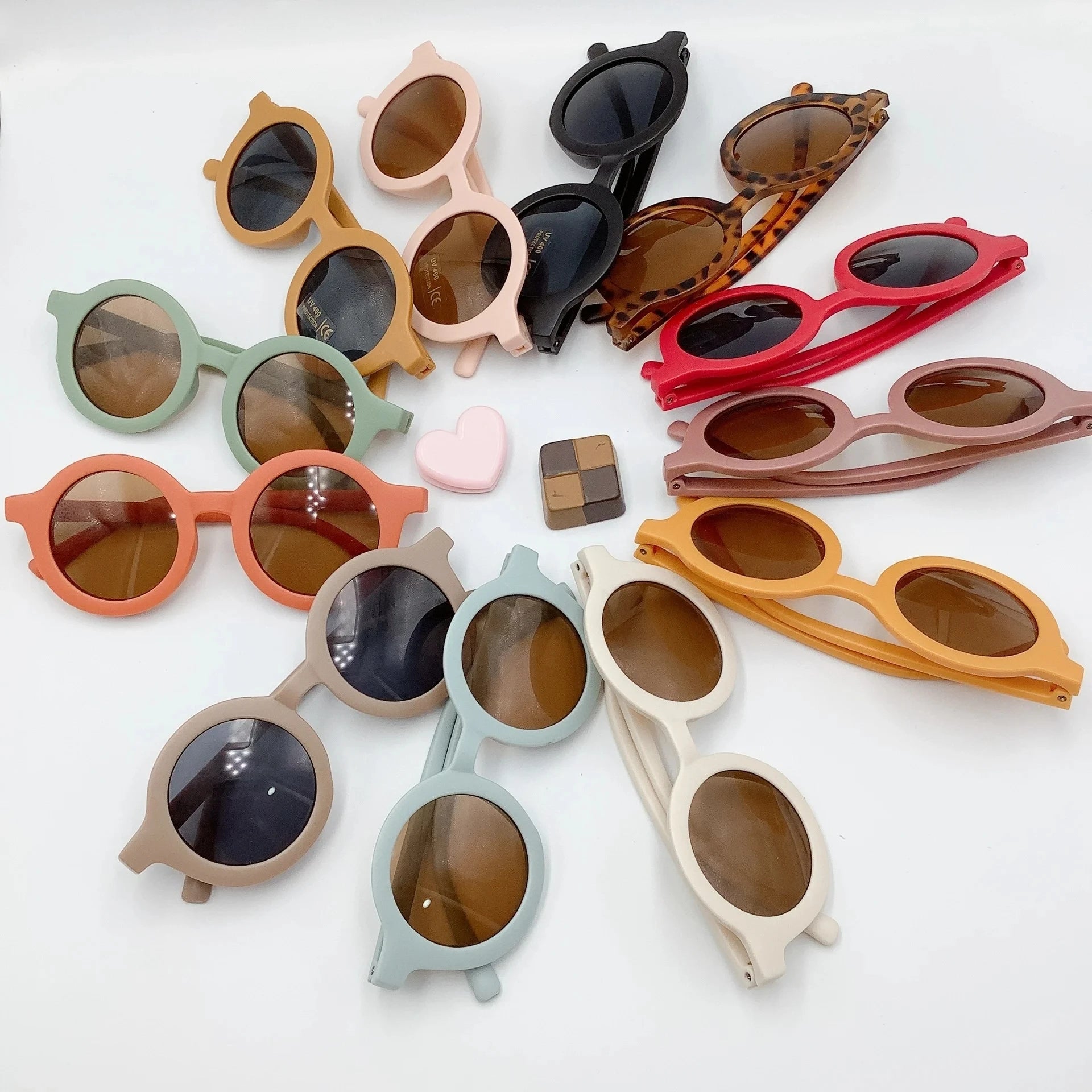 Lunettes de soleil tendance pour enfants de 1 à 8 ans, verres dépoli et décoratifs