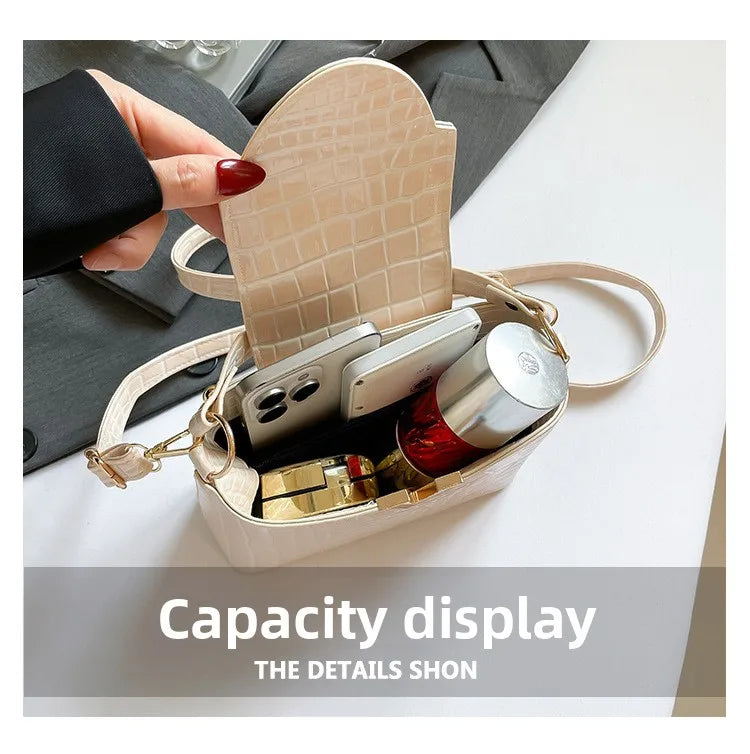 Mini multifunctional handbag made of waterproof PU fabric, fashionable, solid color, simple material, locking buckle, decoration 