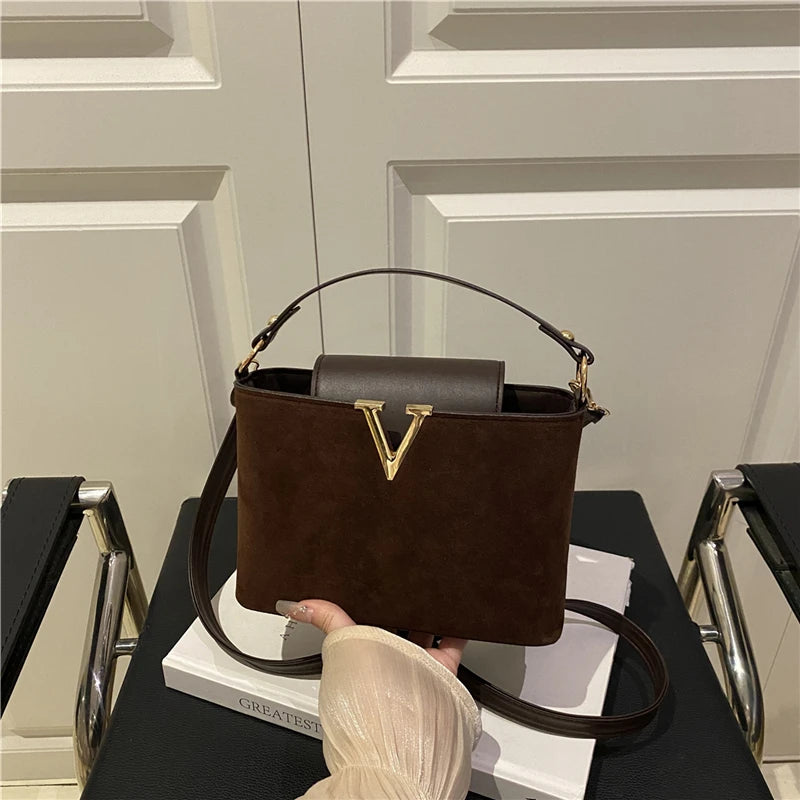 Fashionable mini suede bag for women, faux suede tote bag, decorative handbag with locking buckle, shoulder bags 
