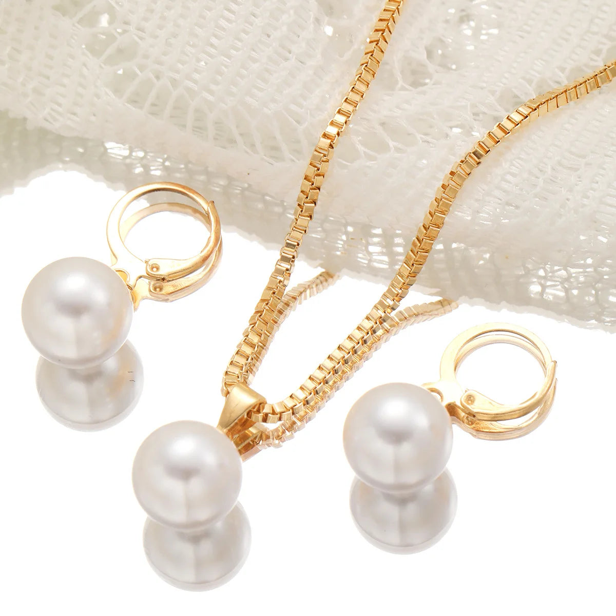 Ensemble de bijoux en perles pour femmes, boucles d'oreilles pendantes, pendentif, collier, Simple, délicat, tenue quotidienne, accessoires de fête