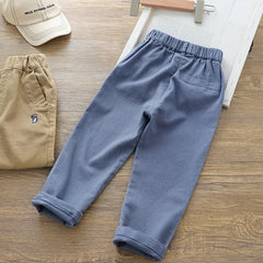 Boys' cartoon embroidered jeans, versatile short-legged haren pants, casual trousers, stylish children's trousers, new summer collection