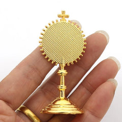 Christian and Catholic Communion Statue, Golden Jesus Areas, Inum Retrievers, Home Office Table Decoration, Cross Figurine, Religious Gift
