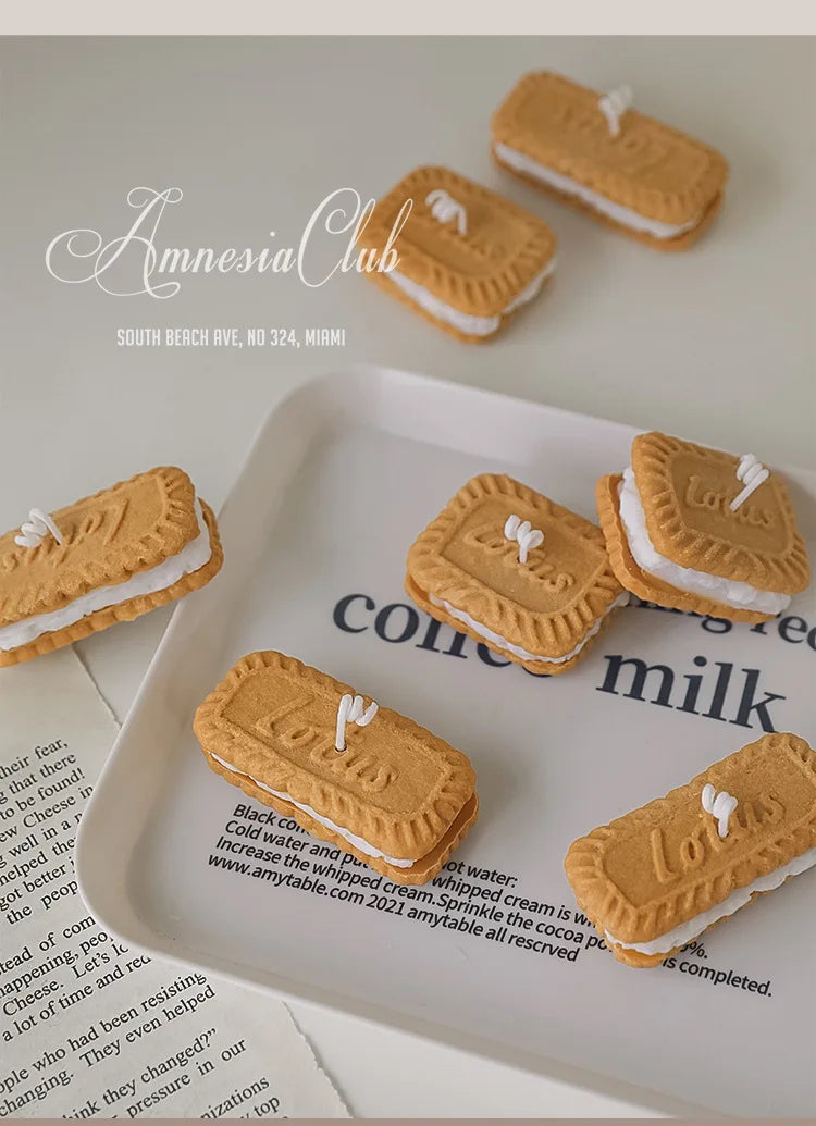 Cute handmade biscuit-shaped scented candle for aromatherapy, made of soy wax, for weddings, birthdays, parties, and home decoration.