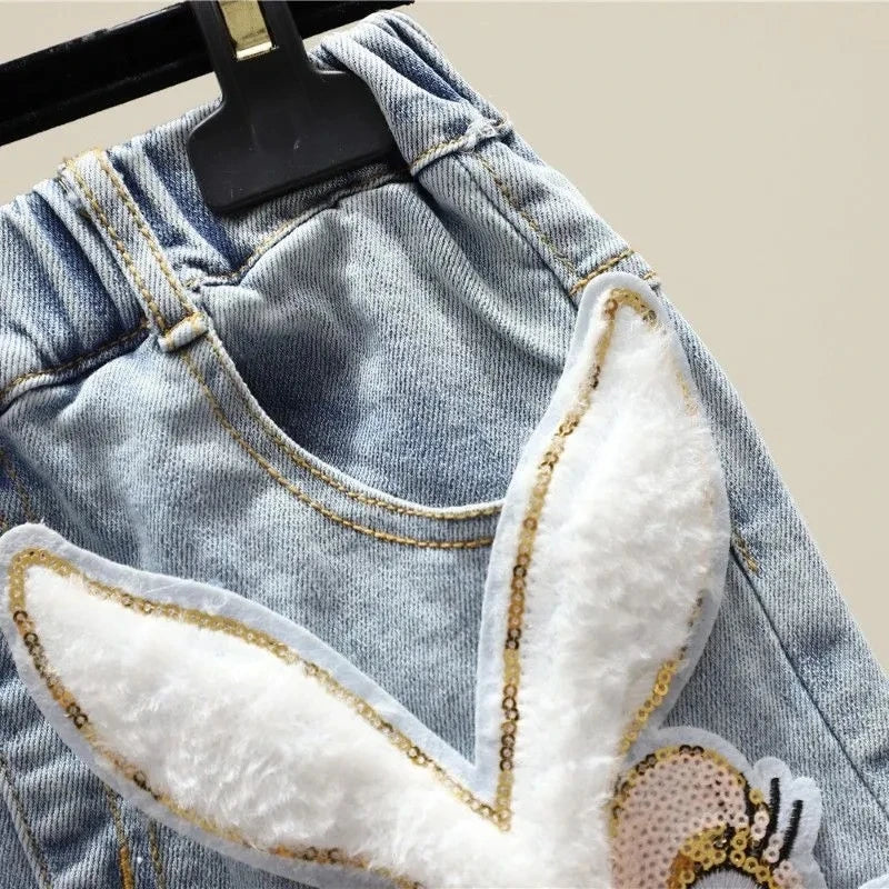 Casual fashion for children, 4 to 4 hours