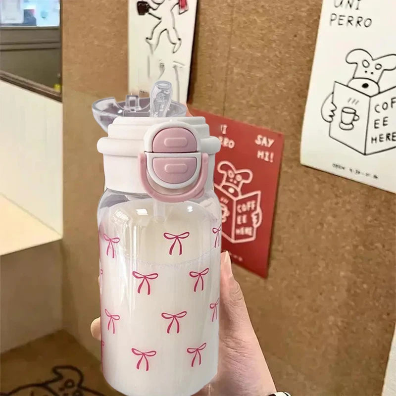 Nouveau Bouteille d'eau en paille à rabat avec nœud rose anti-fuite, tasse en plastique réutilisable, sport voyage pique-nique, verres portables avec couvercle sans BPA