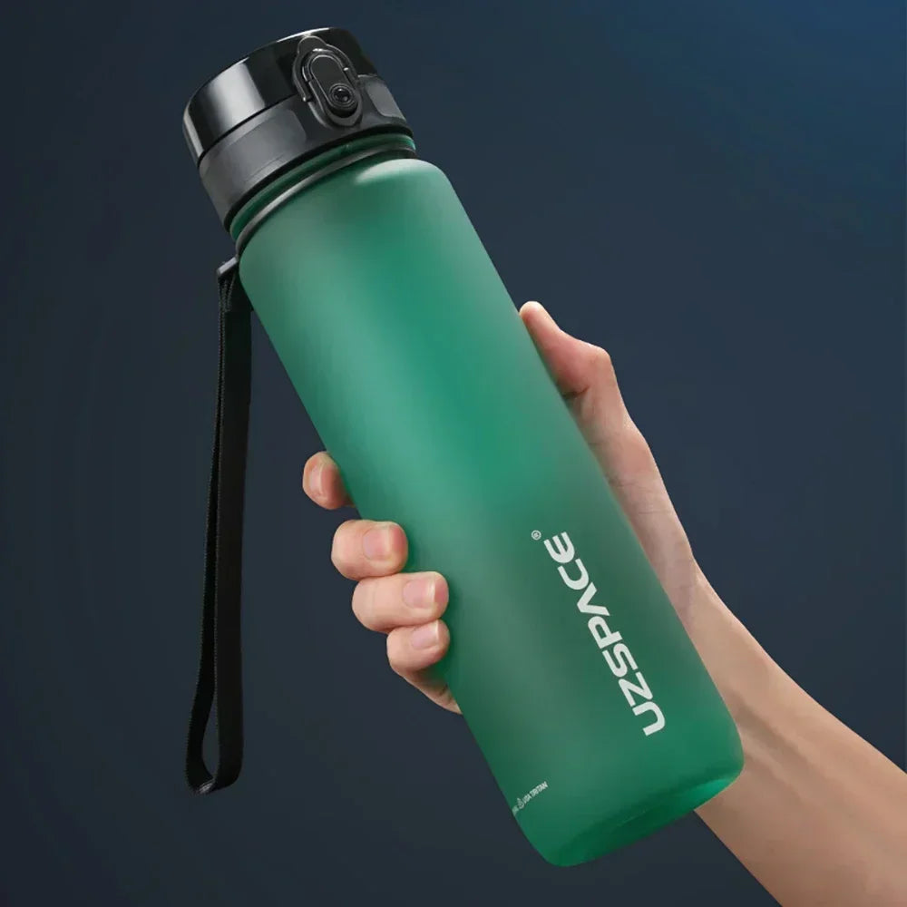 Bouteille d'eau portable sans BPA pour enfants et adultes, haute qualité, 500ml, 1000ml, cuillère à soupe de sport, clics amicaux, HI