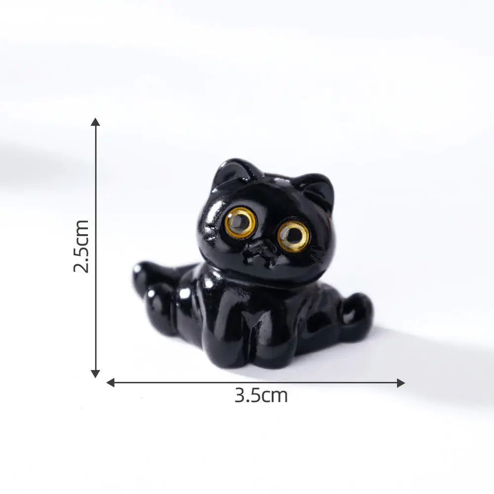 Cartoon resin cat figurine, mini kitten, tilted head, home decorations, small creative figurines for car and desk mounting