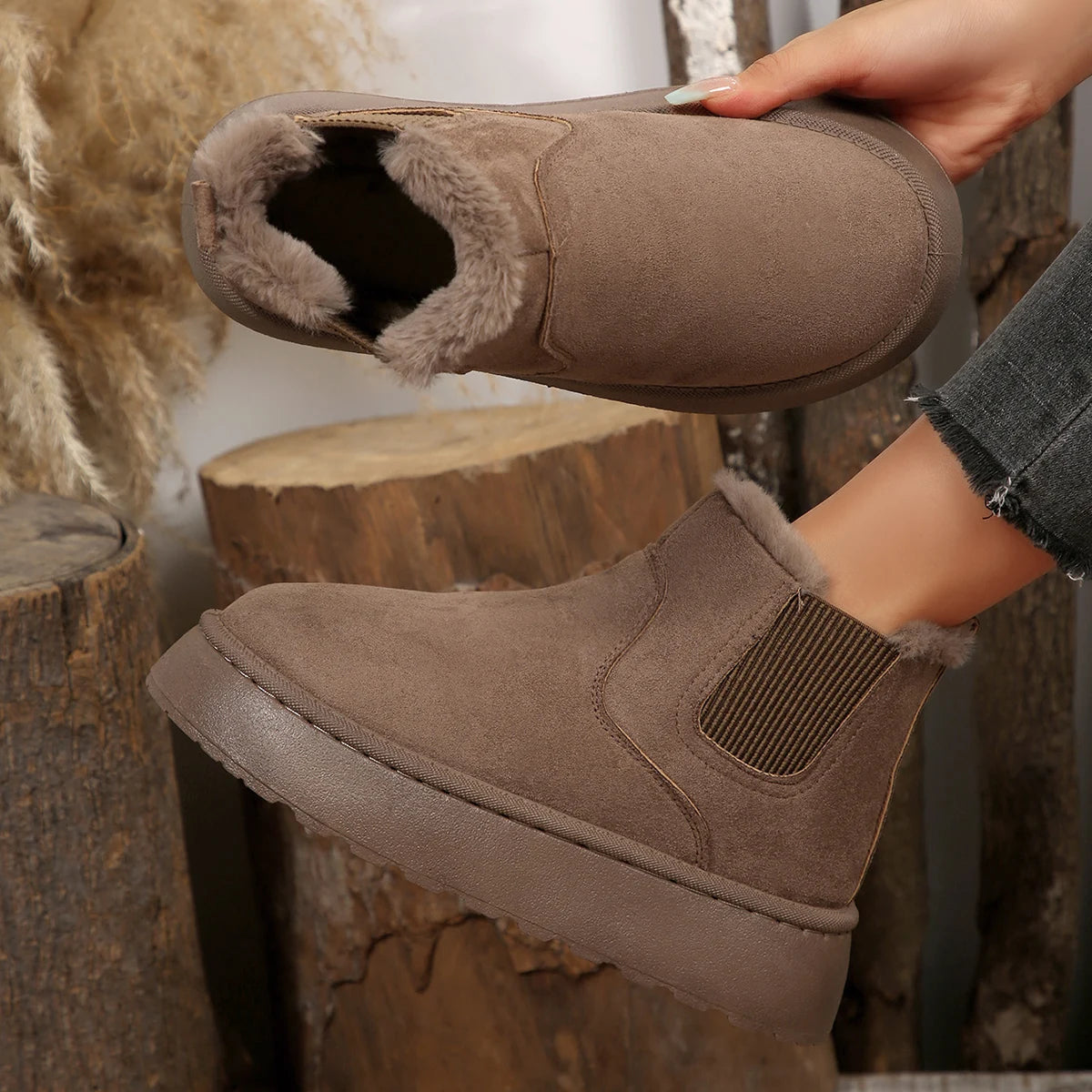 Hiver court en peluche chaud femmes bottes de neige décontracté chaussures à semelles épaisses nouvelle peau de daim Chelsea bottines plates femmes Chelsea bottes