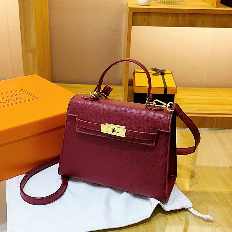 New trendy, unique, classic and luxurious brand - High-end design - Pure color - Unique platinum shoulder bag 