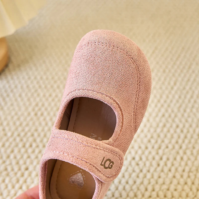 Chaussures en cuir pour enfants 2025 printemps automne nouvelles filles coréennes chaussures de princesse à semelles souples givrées sandale Super douce et confortable