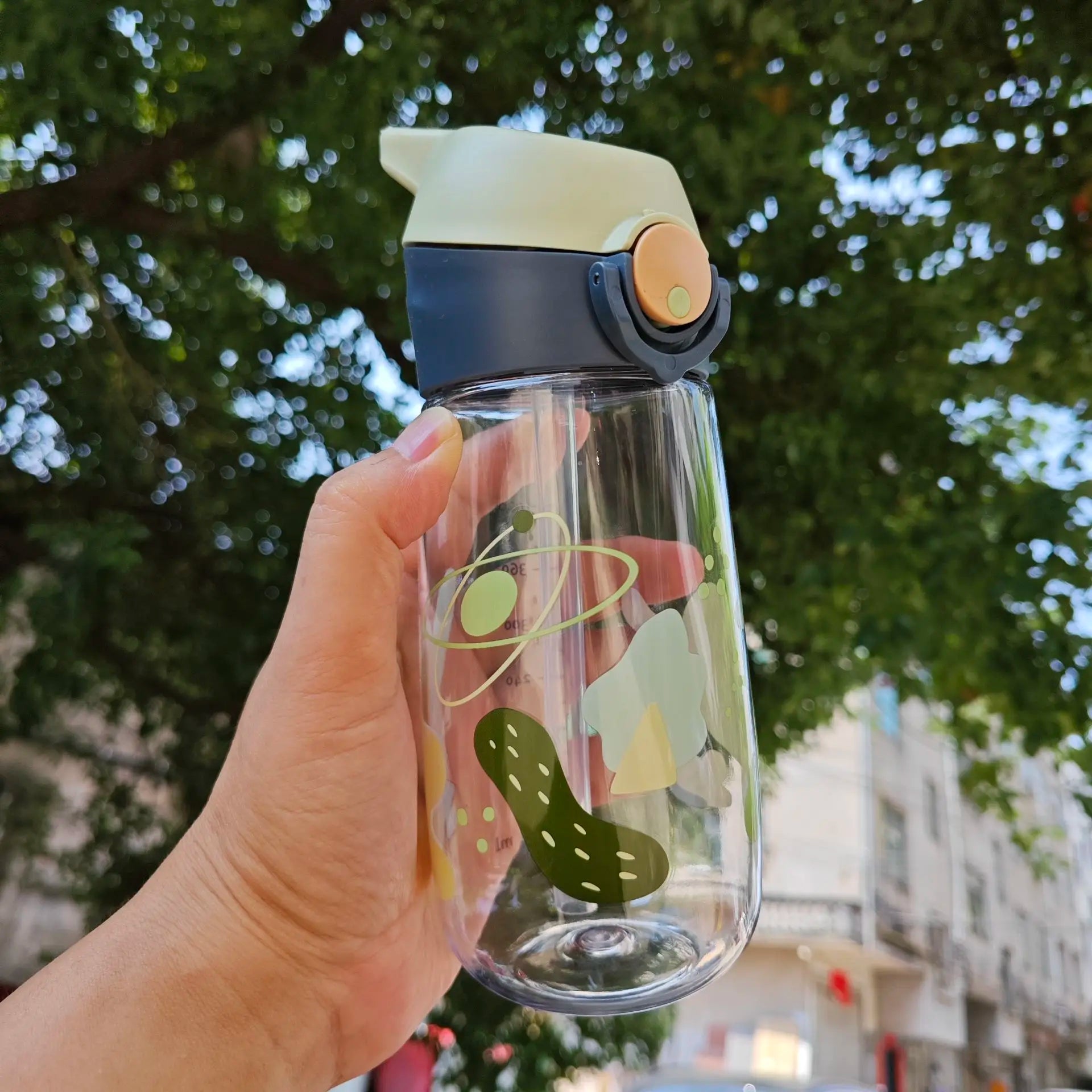 Bouilloire à boire en plastique pour enfants, tasse d'école Portable, bouteille d'eau pour enfants avec paille saine et sans BPA, 450ML