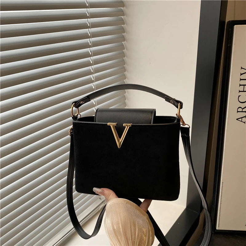 Fashionable mini suede bag for women, faux suede tote bag, decorative handbag with locking buckle, shoulder bags 