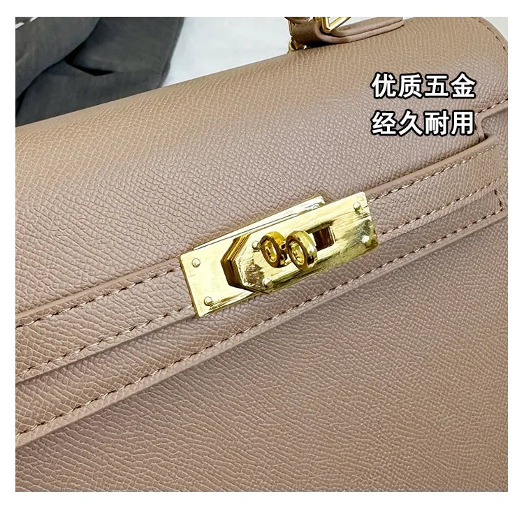 New trendy, unique, classic and luxurious brand - High-end design - Pure color - Unique platinum shoulder bag 