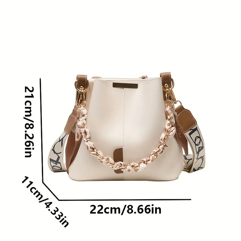 Sac à bandoulière pour femmes, nouvelle mode, grande capacité, sac seau avec chaîne en ruban, sac à bandoulière pour les déplacements quotidiens