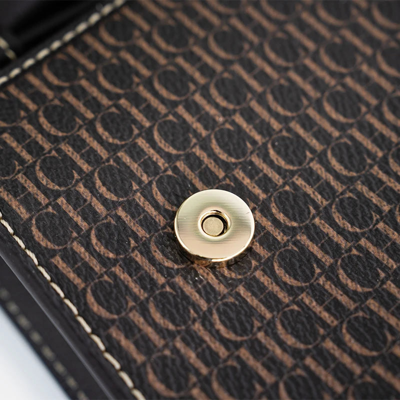Exquisite and fashionable handbag, lightweight niche, luxury brand with lock, new casual shoulder bag for women 