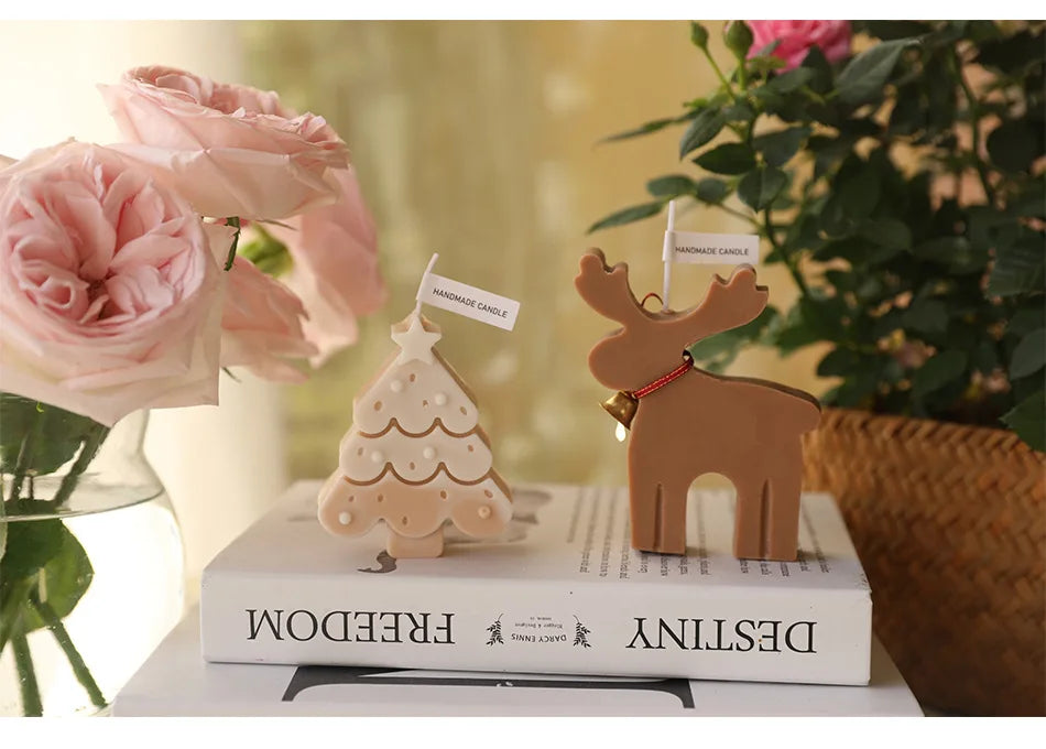 Christmas candles, scented deer candles, home decoration, scented candles, Merry Christmas, giving a festive gift for the home, New Year's