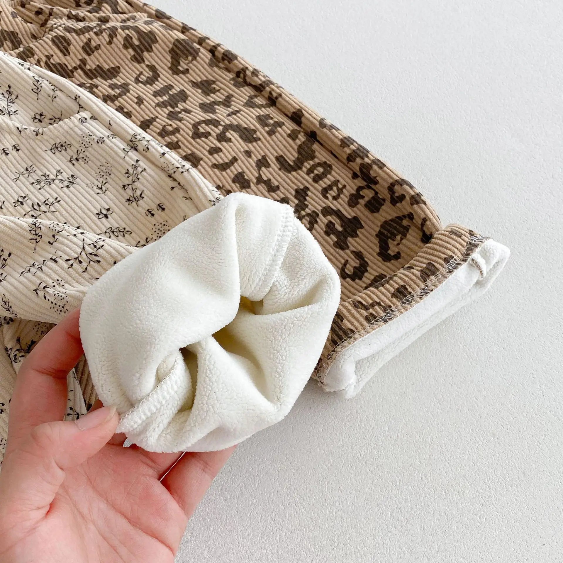 Vêtements coréens pour enfants de 0 à 5 ans, pantalons d'hiver chauds en velours côtelé imprimé Floral, doublés en polaire, pour bébés garçons et filles, 2025