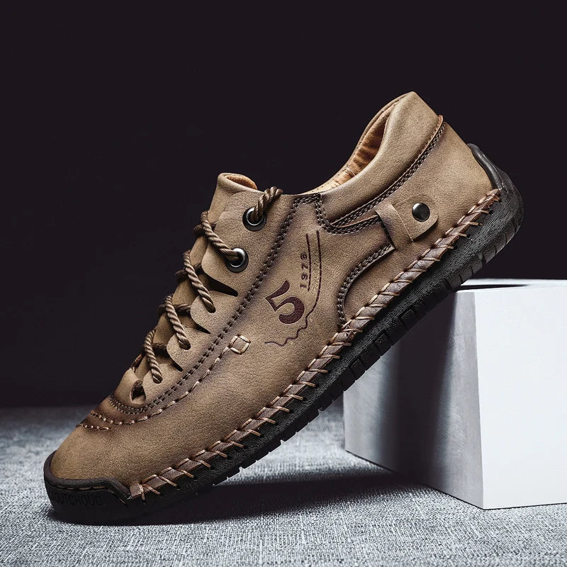 Men's leather moccasin, casual shoes, comfortable, high quality, fashionable, soft zones, classic, rinse-resistant, non-adherent, flat, trendy, outdoor, new