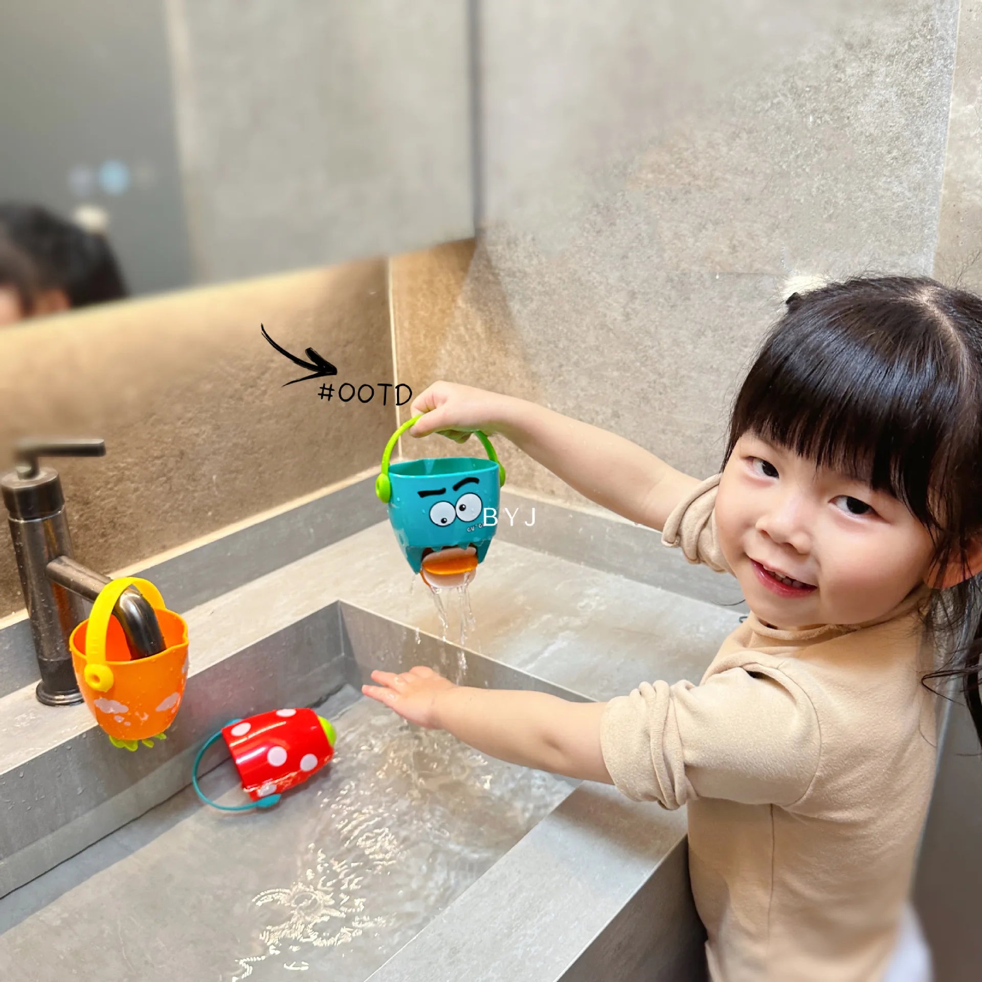 Jouets de bain de douche de bébé, baignoire de bébé, mini jouets de plage étanches E27, jeu de douche d'arrosage, cadeaux de normalisation de l'eau pour les tout-petits