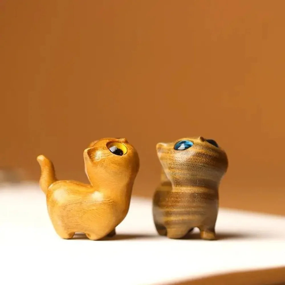 Cute handcrafted kitten figurine, miniature wooden cat, home decoration, cat event sculpture, souvenirs, home decor, ornament figurines