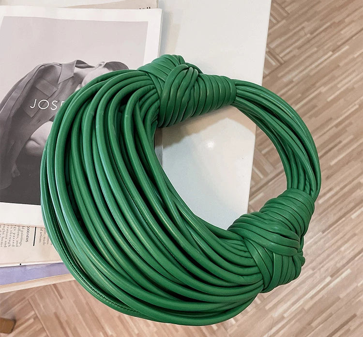 Sacs à main pour femmes 2025 nouveau en or marque de luxe de créateur sacs à nouilles tissés à la main corde nouée tiré Hobo argent pochette de soirée