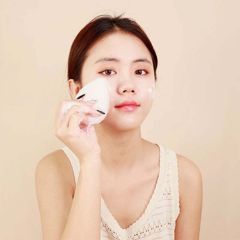 Brainbow Konjac Sponge for facial washing, oval facial cleansing, expectorant, puffiness, books