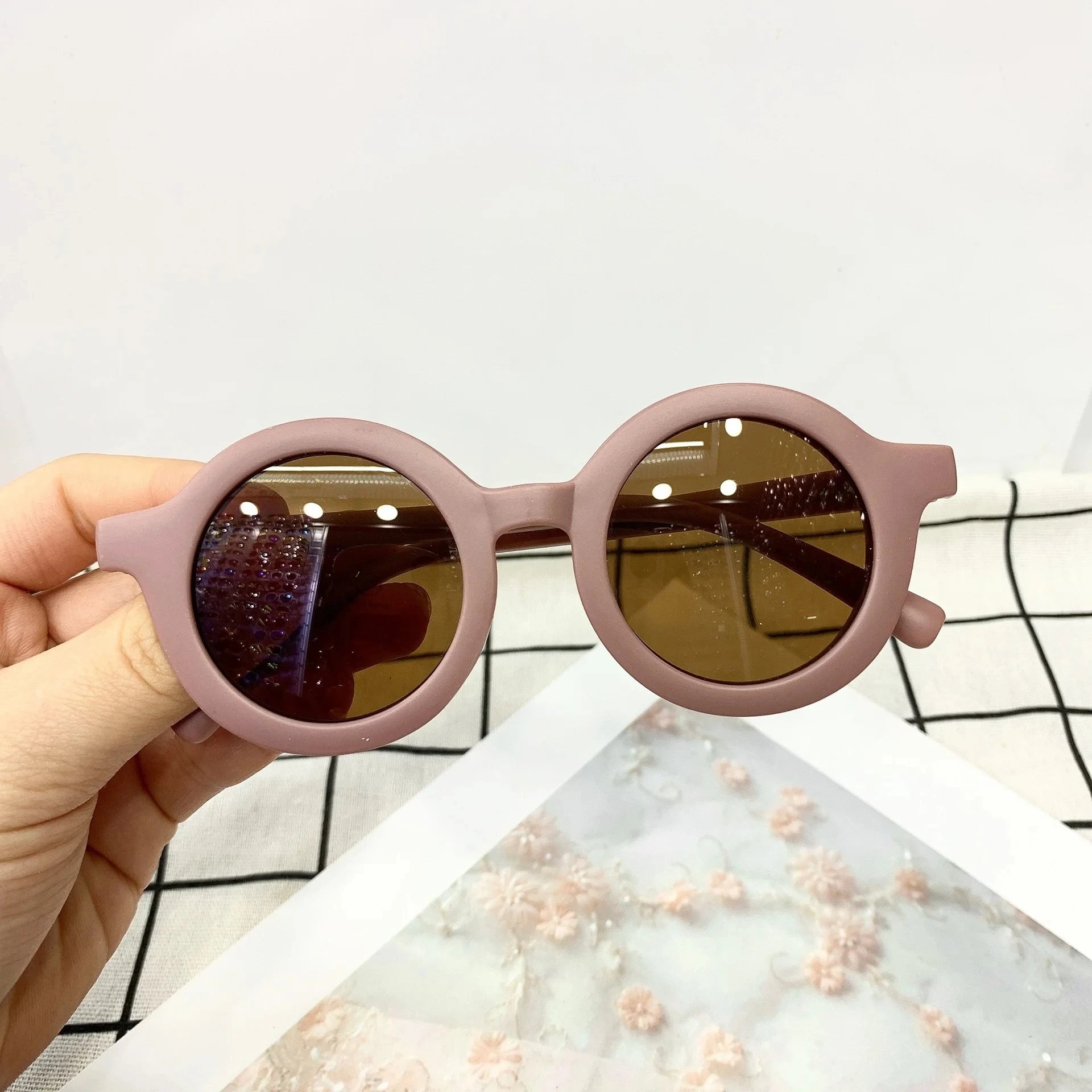 Lunettes de soleil tendance pour enfants de 1 à 8 ans, verres dépoli et décoratifs