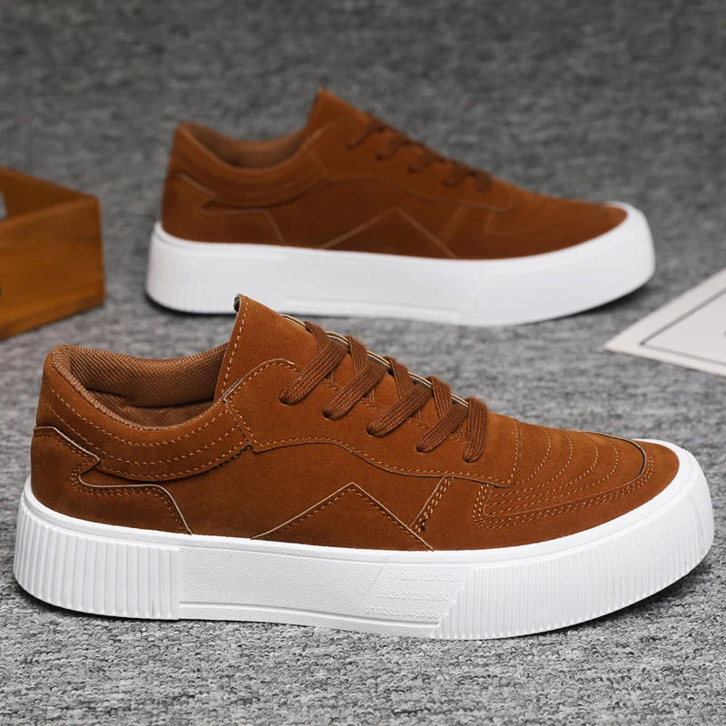 Baskets pour hommes chaussures plates de mode pour homme chaussures décontractées de haute qualité pour hommes classique confortable résistant à l'usure couleur Pure