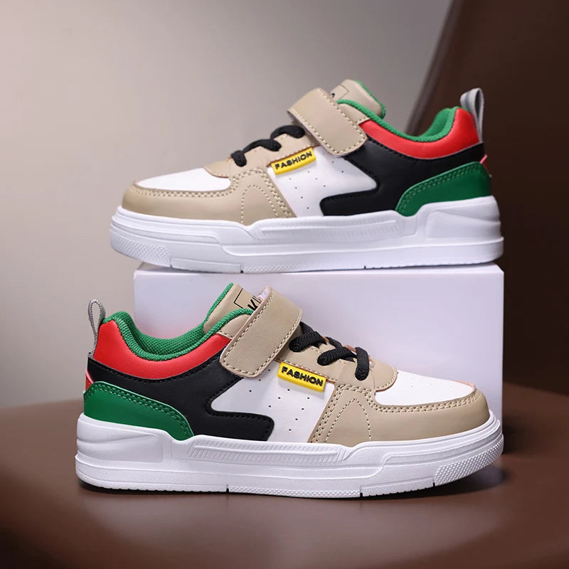 Chaussures de sport imperméables pour enfants, chaussures décontractées pour étudiants, chaussures de planche en cuir à fond plat, chaussures de course pour garçons et filles