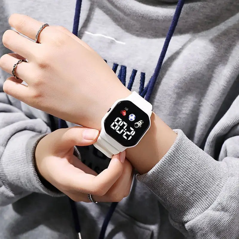 Montre de Sport pour enfants, numérique, Spaceman, bracelet en Silicone, étanche, électronique, cadeaux pour garçons et filles