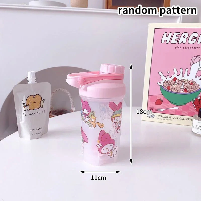 Sanrio – bouteille Shaker de Sport, bouteille de mélange de protéines de lactosérum et de poudre, bouteille de boisson en plastique Portable pour l'extérieur, Fitness, gymnastique