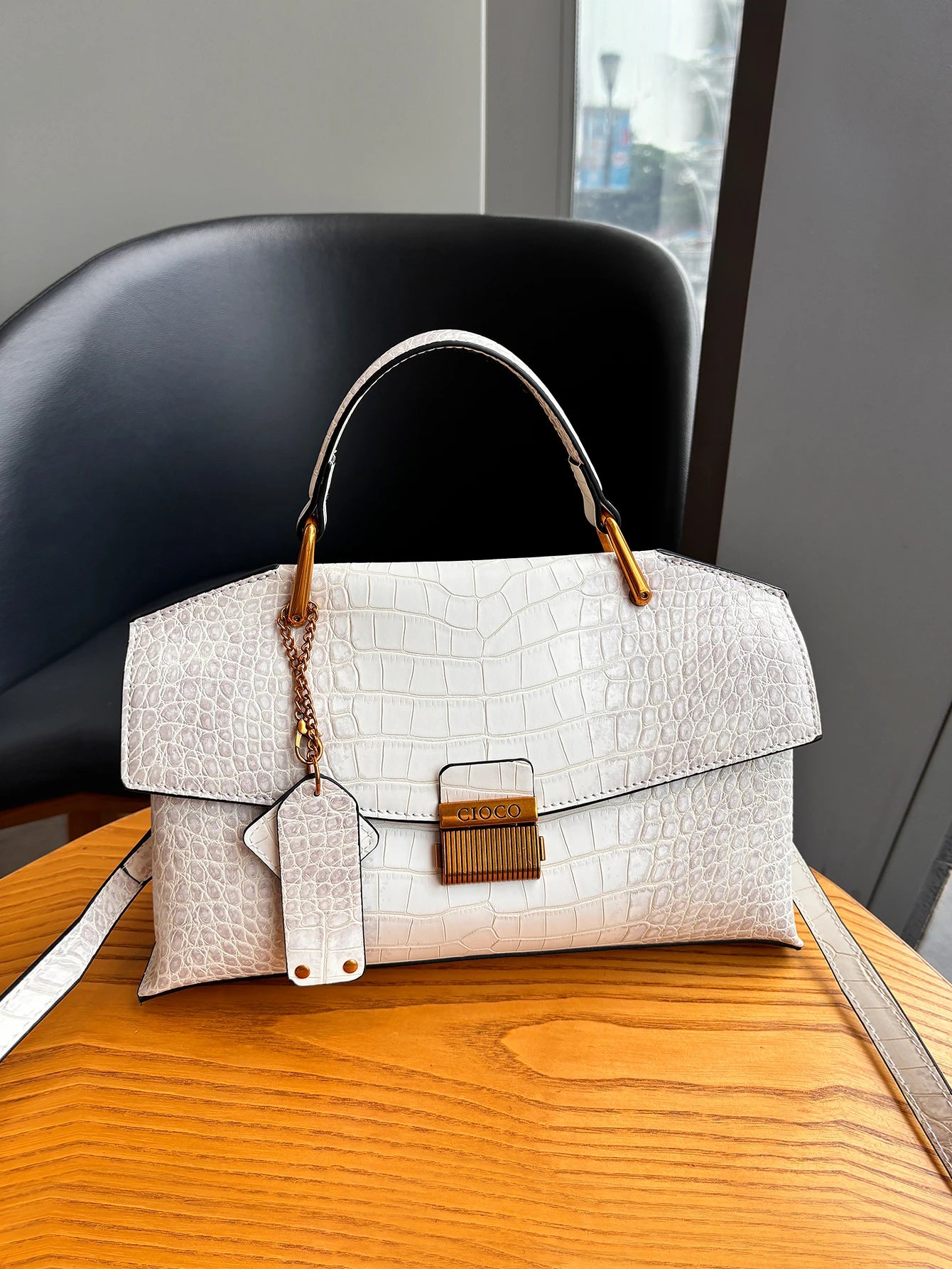 2025 nouveau rétro bleu en forme de serpent sac à main de haute qualité mode luxe sac à main léger grande capacité une épaule messen