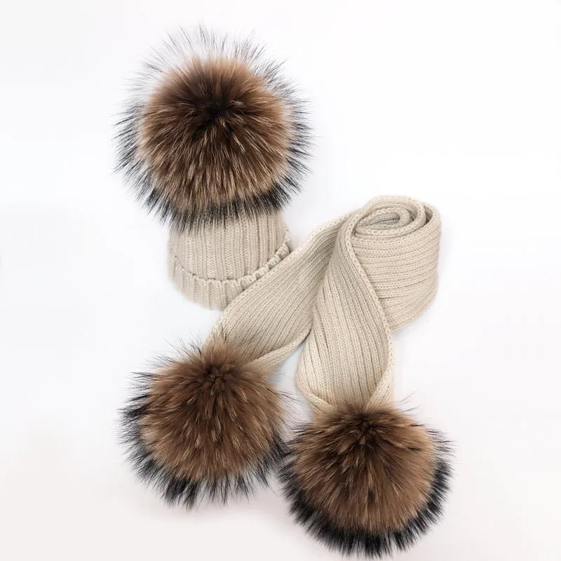 Parent-enfant chapeaux d'hiver mignon bébé fourrure Pompon chapeau écharpe ensembles réel naturel fourrure boule casquettes mère enfants chaud tricoté chapeaux hiver Bea