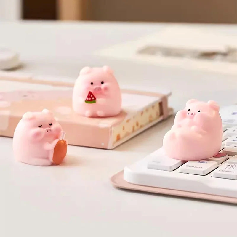 Cute Cartoon Overrose Figurine, Kawaii Overrose, Resin Ornament, Auckland Figurine, Desk Decor, Room Decor