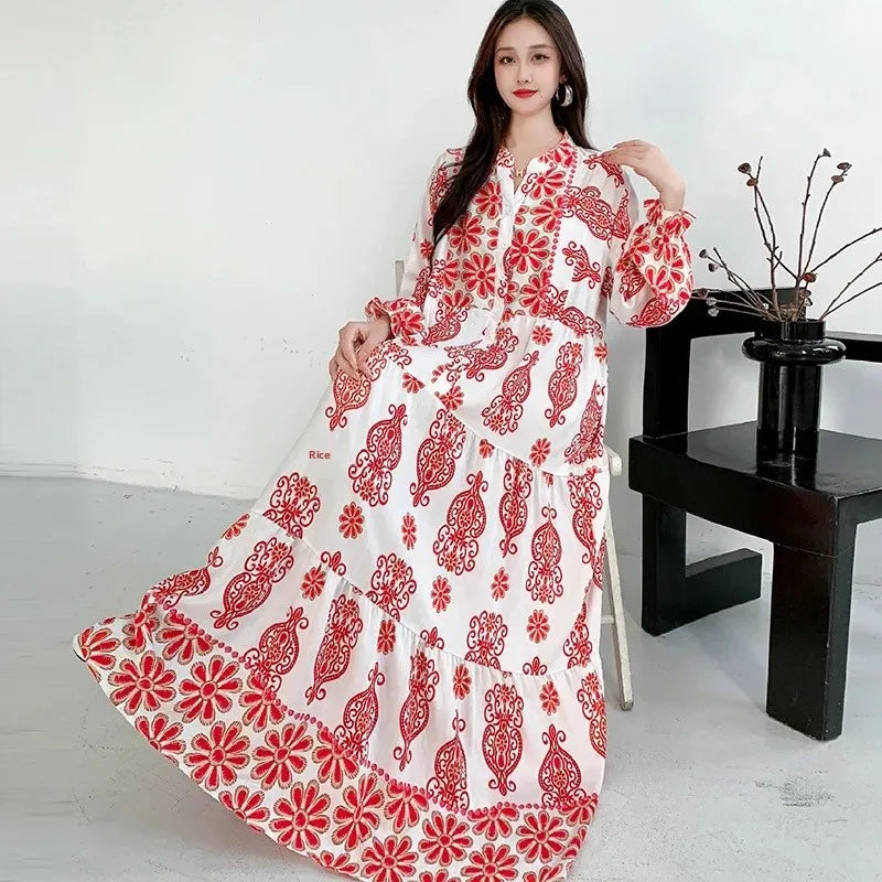 Loose-fitting bohemian cotton dress with floral print, long sleeves, plus size, maternity maxi dress for pregnant women and expectant mothers