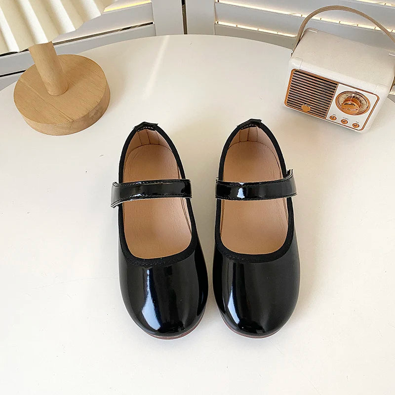 Chaussures de princesse pour enfants, couleur unie, Style concis, chaussures plates de loisirs pour enfants, en cuir verni souple et flexible, chaussures de printemps pour filles 27-36