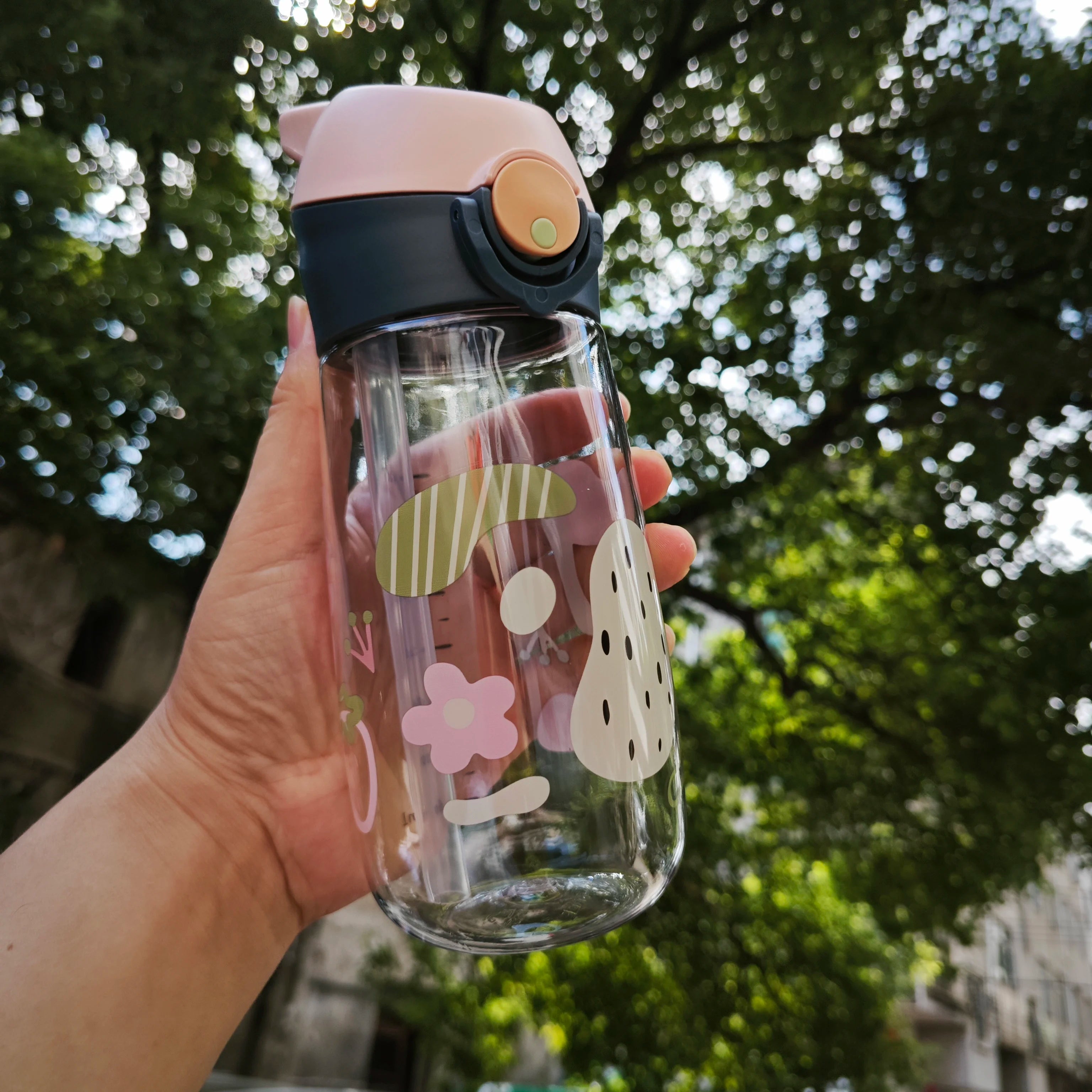 Bouilloire à boire en plastique pour enfants, tasse d'école Portable, bouteille d'eau pour enfants avec paille saine et sans BPA, 450ML