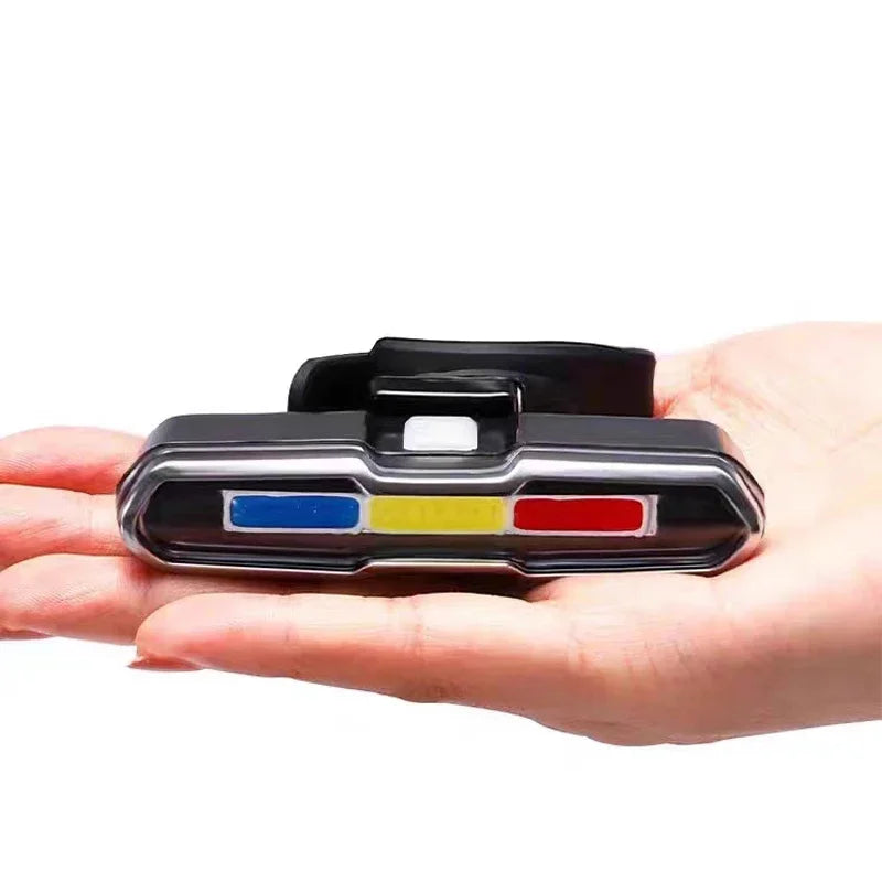 Enquêter arrière LED étanche pour vélo, aste par USB, éclairage de vélo clignotant, lampe à iode de sécurité, accessoires de lanterne de vélo