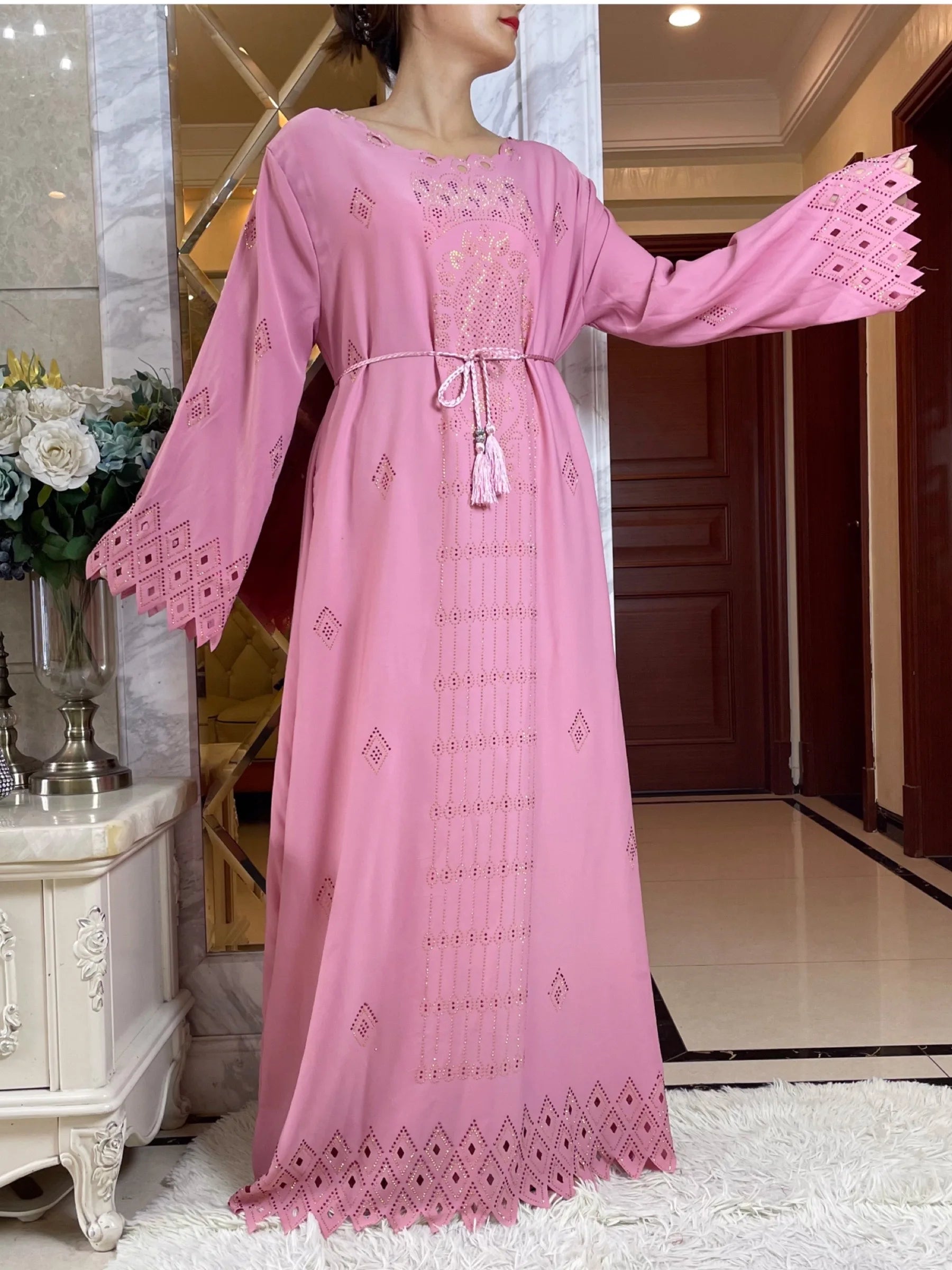 2024 mode diamants conception creuse Abaya Ramadan Eid fermé longue Abaya dubaï femmes robe musulmane modeste vêtements islamiques